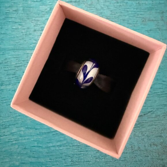 Retired Pandora Swirly Blue & White Murano Glass Charm Bead Sterling Silver S 92 - Picture 2 of 4